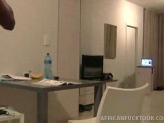 Sex clip tourist picks up skinny african sex strumpet lakisha