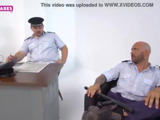 Sugarbabestv&colon; greeks polis pegawai seks filem