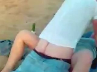 Porno en la búlgara playa