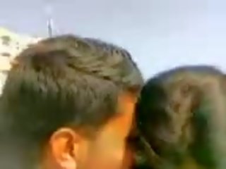 Indický bhopal govindpura park láska polibek