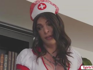Tetovirane medicinska sestra možača chelsea marie misionar analno x ocenjeno film