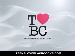 Teensloveblackcocks-hot blond võtab colossal mustanahaline putz