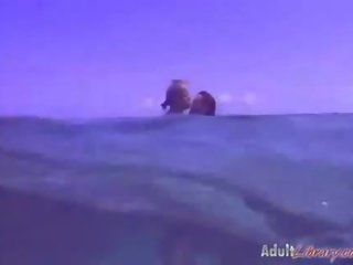 Tremendous bajo el agua anal
