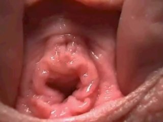 Cam beauty Plays With Her Pink Pussyhole Close Up 17 mins