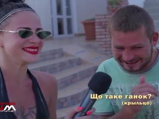 रशियन आकर्षक interviews नग्न लड़कियों & लोग पर n