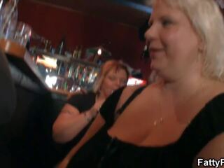 Groovy bbw party in the bar