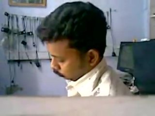 Tamil wieś młody pani xxx wideo z szef w przenośny sklep