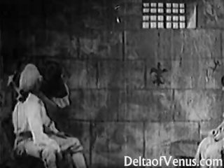 Aнтичен възрастен филм 1920s космати путка bastille ден