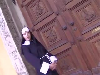 Dreckig nonne annette besoffen auf